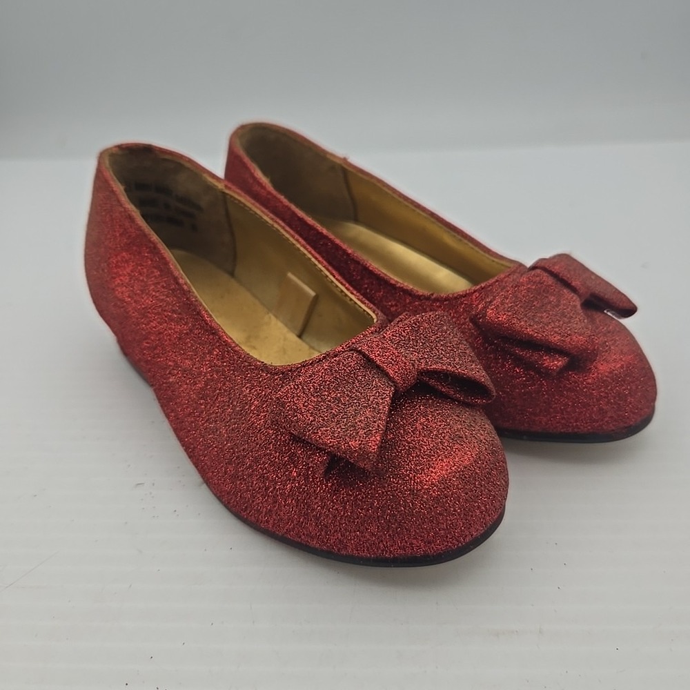FAO Schwarz Dorothy's RUBY SLIPPERS JUDY GARLAND Wizard of Oz ~‎ Kid Size 8